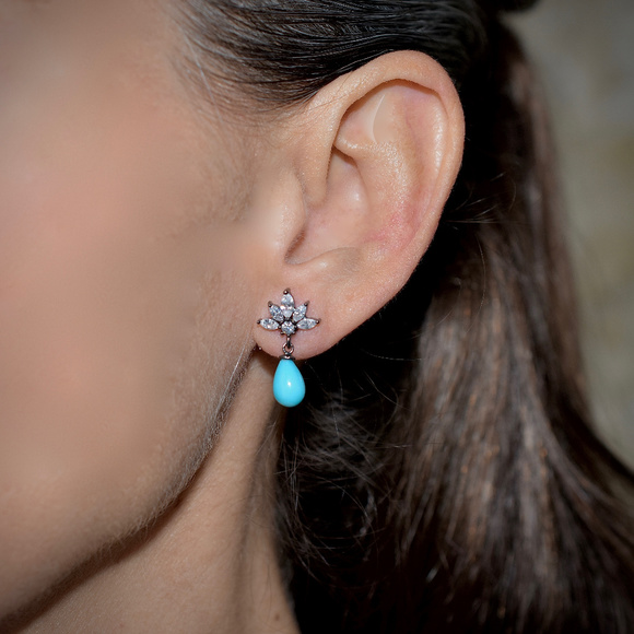 925 Sterling Silver Turquoise Drop Earrings/Dangle - Picture 1 of 4